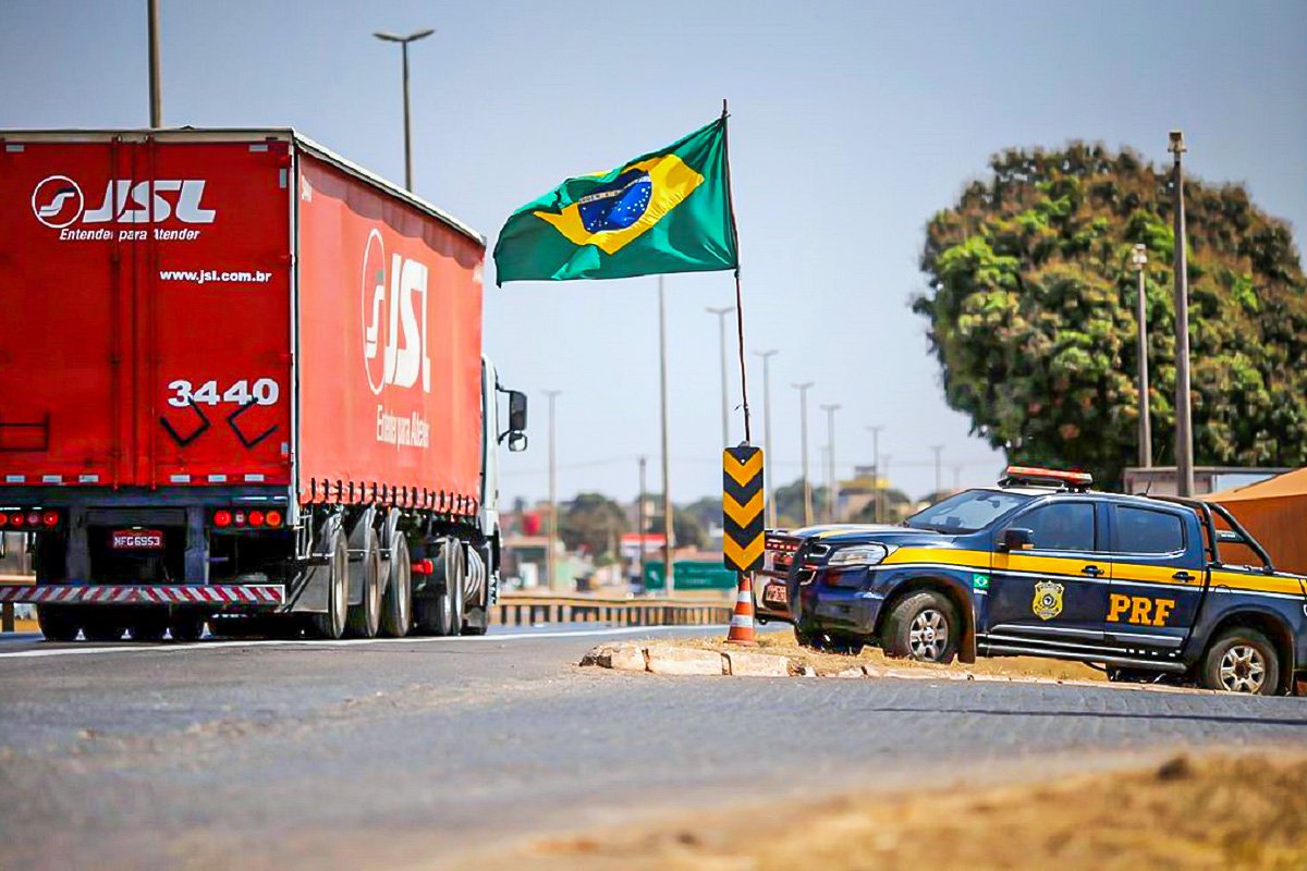 governo-anuncia-medidas-para-evitar-greve-dos-caminhoneiros
