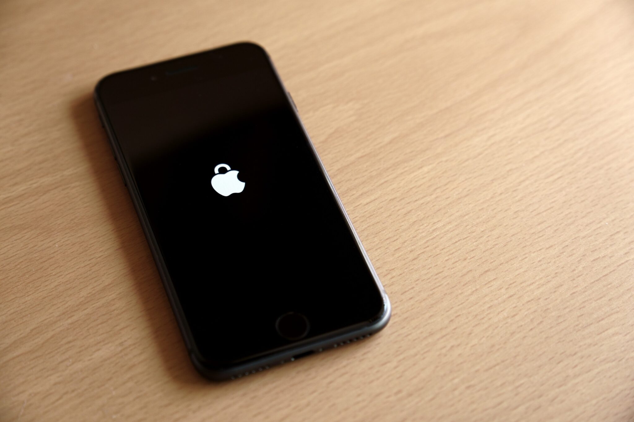 apple-diz-que-nenhum-usuario-do-modo-bloqueio-foi-hackeado-ate-hoje