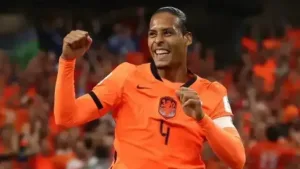 holanda-x-japao:-van-dijk-e-eleito-o-melhor-jogador-da-partida
