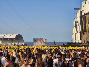 pedro-sampaio-faz-show-catartico-com-‘cavalinho’,-melody-e-bale-contagiante-no-rock-in-rio-lisboa