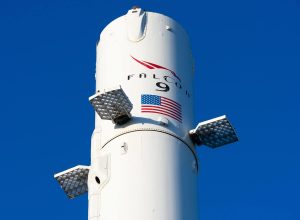 falcon-9-lanca-24-satelites-da-amazon-no-100o-voo-da-spacex-em-2025-nesta-segunda-(11)