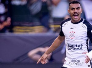 matheuzinho-provoca-arroyo-apos-classificacao-na-copa-do-brasil