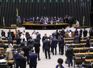 analise:-stf-quer-dar-recado-a-congresso-sobre-desvio-de-emendas