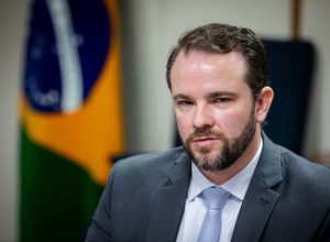 durigan-diz-que-cobrara-resposta-de-governadores-sobre-subsidio-de-diesel-importado