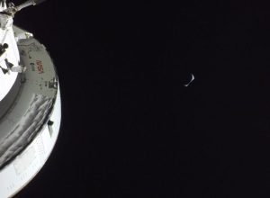 nasa-divulga-mais-imagens-feita-pela-artemis-da-lua-e-do-“nascer-da-terra”